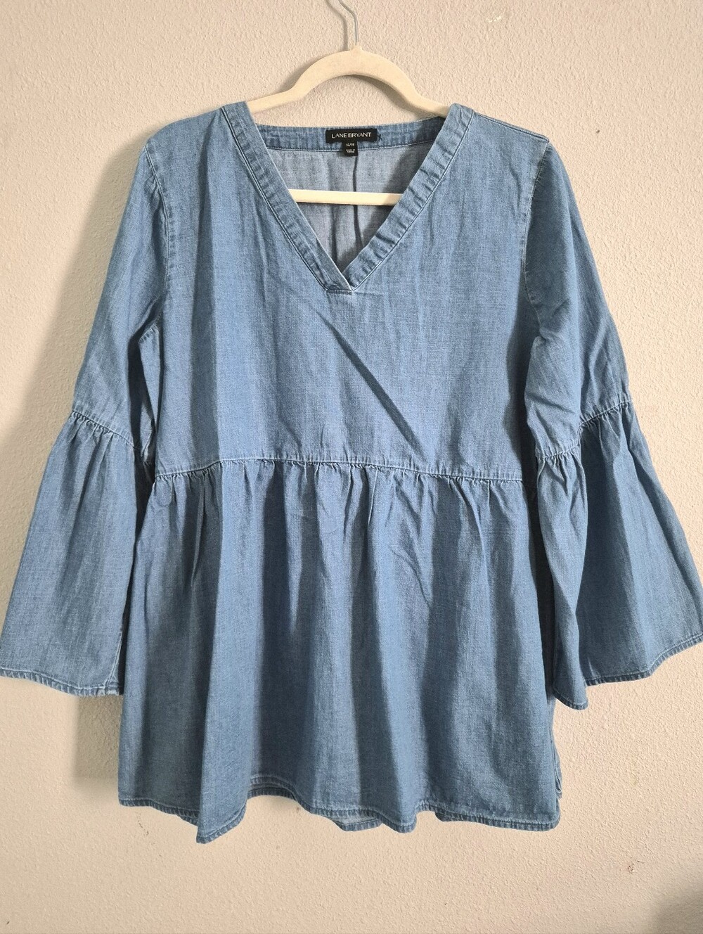 Lane Bryant Denim V Neck Tiered Bell Sleeve Tunic 14/16 Boho